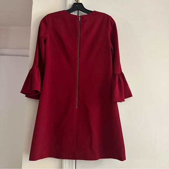 Alice + Olivia Coley Crepe Crew Neck A-Line Dress in Maroon - Picture 3 of 4
